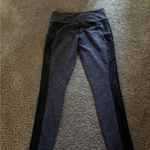 Athleta Black and Gray - Picture 5 of 6